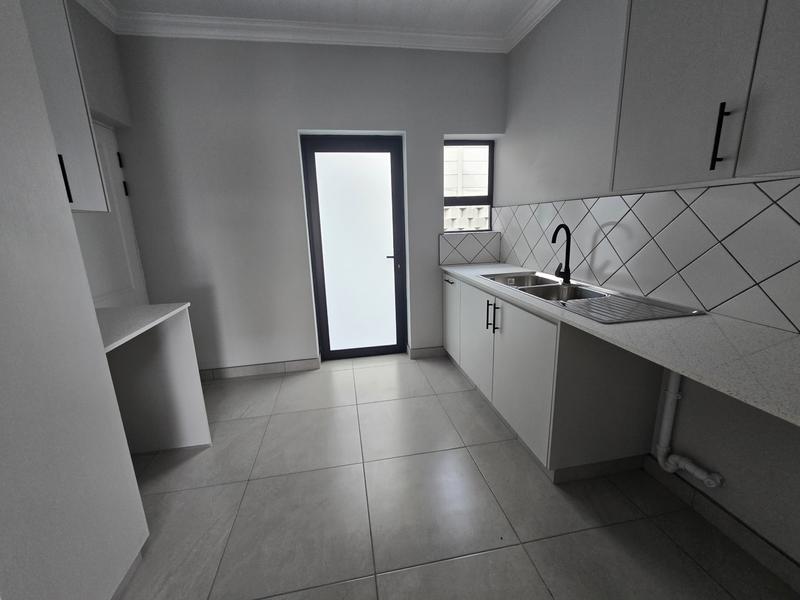 3 Bedroom Property for Sale in Fraaiuitsig Western Cape